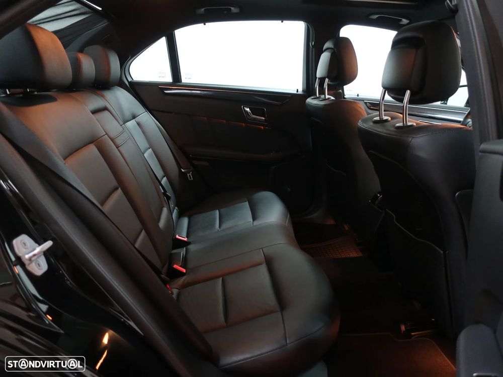 Mercedes-Benz E 250 CDi Avantgarde BlueEfficiency - 23