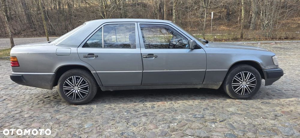 Mercedes-Benz W124 (1984-1993) - 4