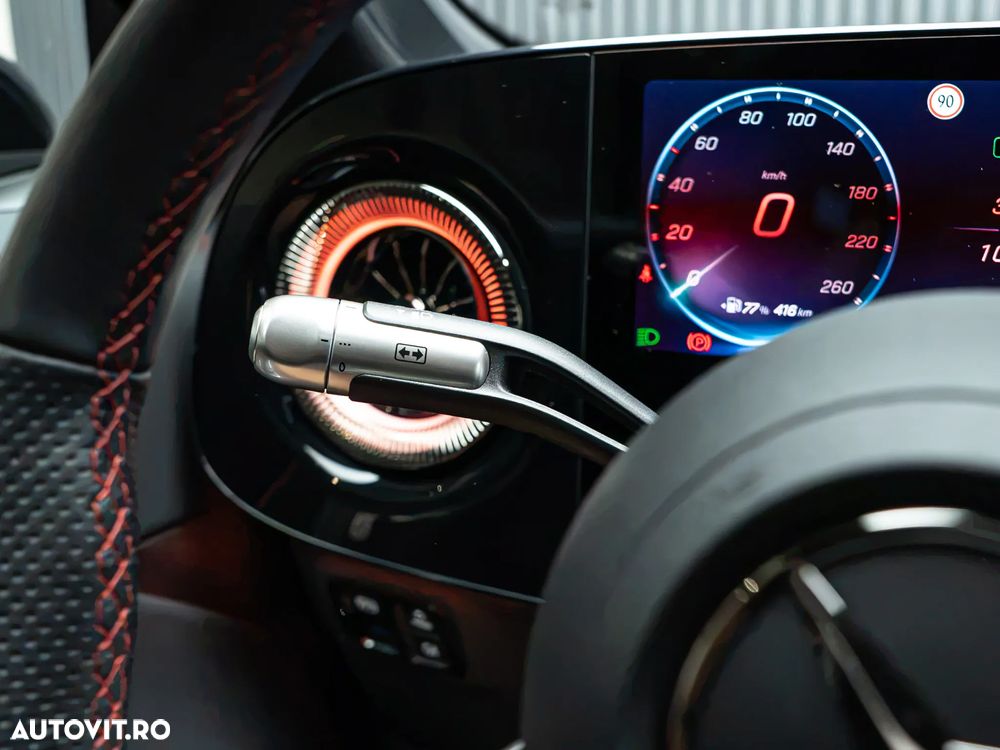 Mercedes-Benz CLA 200 AMG pachet - 32