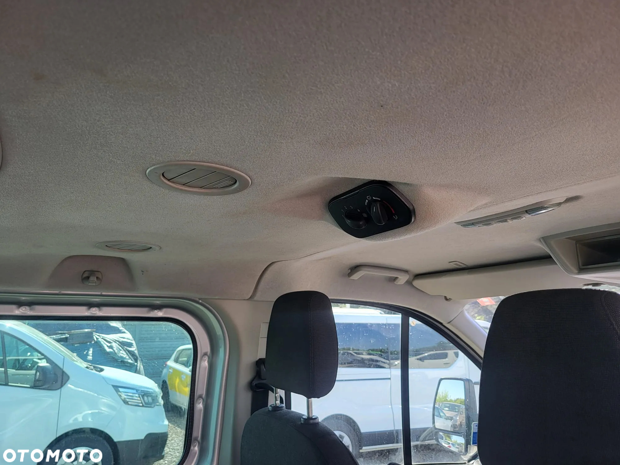 Ford Transit Custom 290 L2H1 Trend - 9