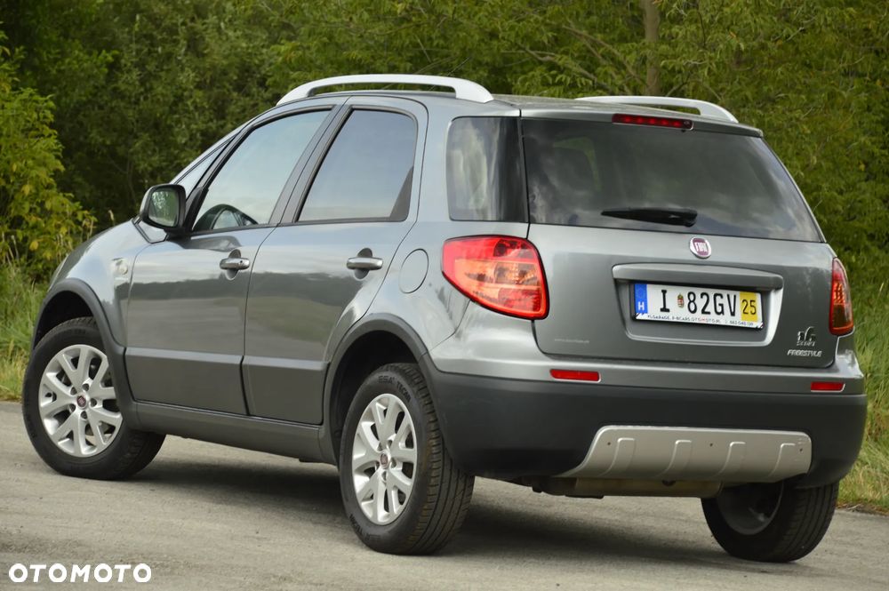 Fiat Sedici 1.6 16V 4x4 Lounge - 9