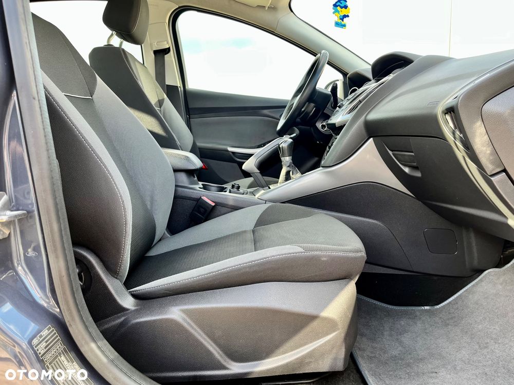 Ford Focus 1.6 TI-VCT Champions Edition - 9