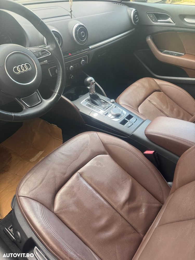 Audi A3 1.8 TFSI Stronic Ambiente - 30