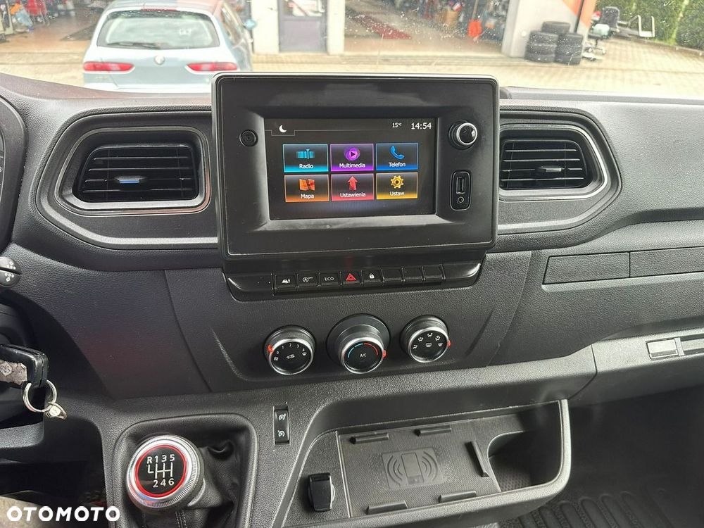 Renault Master - 15