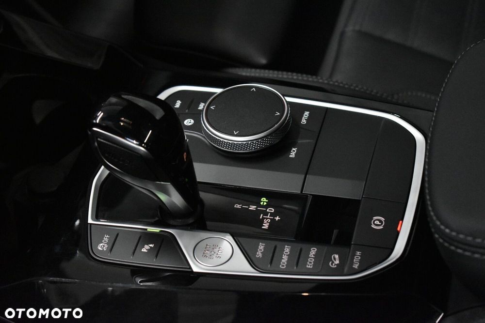 BMW X4 xM40d mHEV - 19