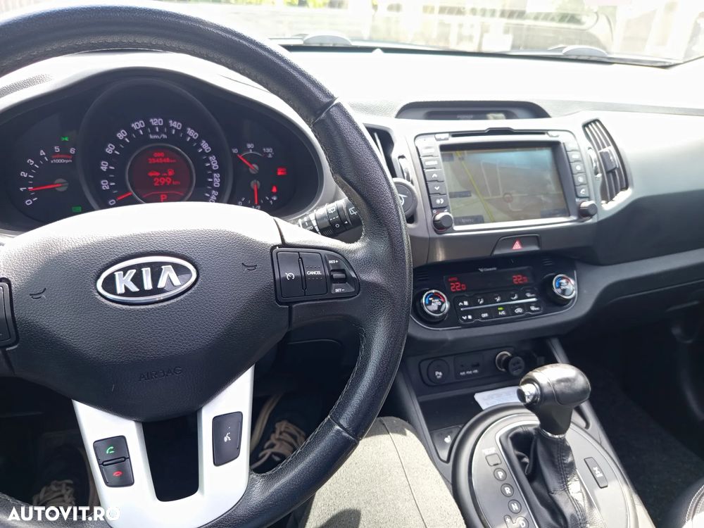 Kia Sportage 2.0 CRDI 4WD Automatik Dream-Team Edition - 14