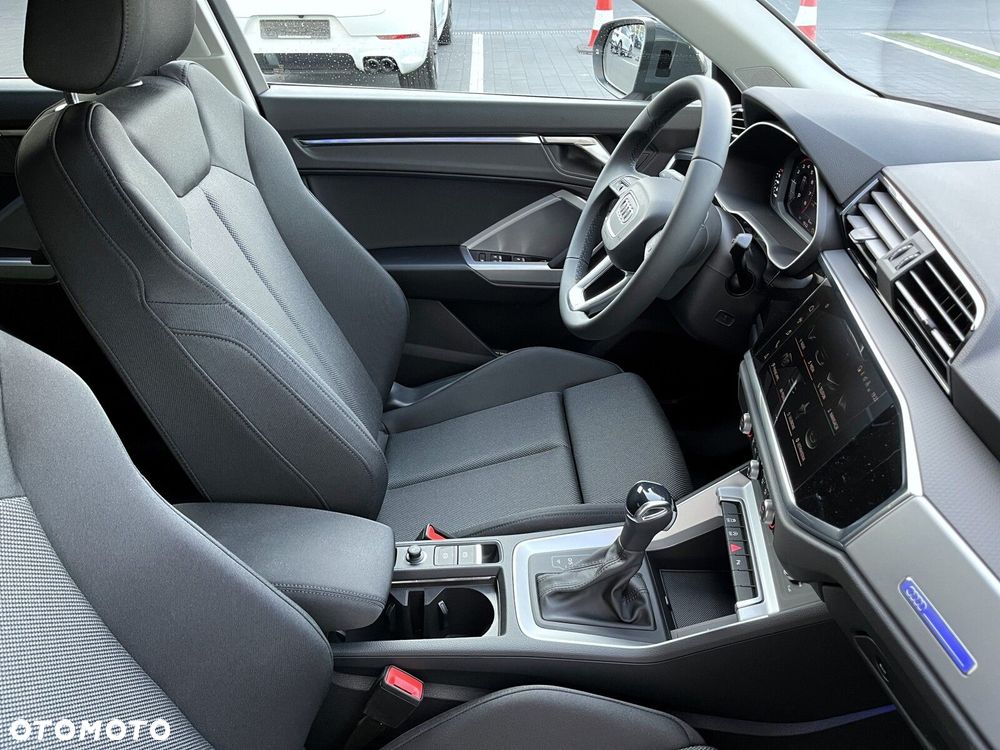 Audi Q3 - 25