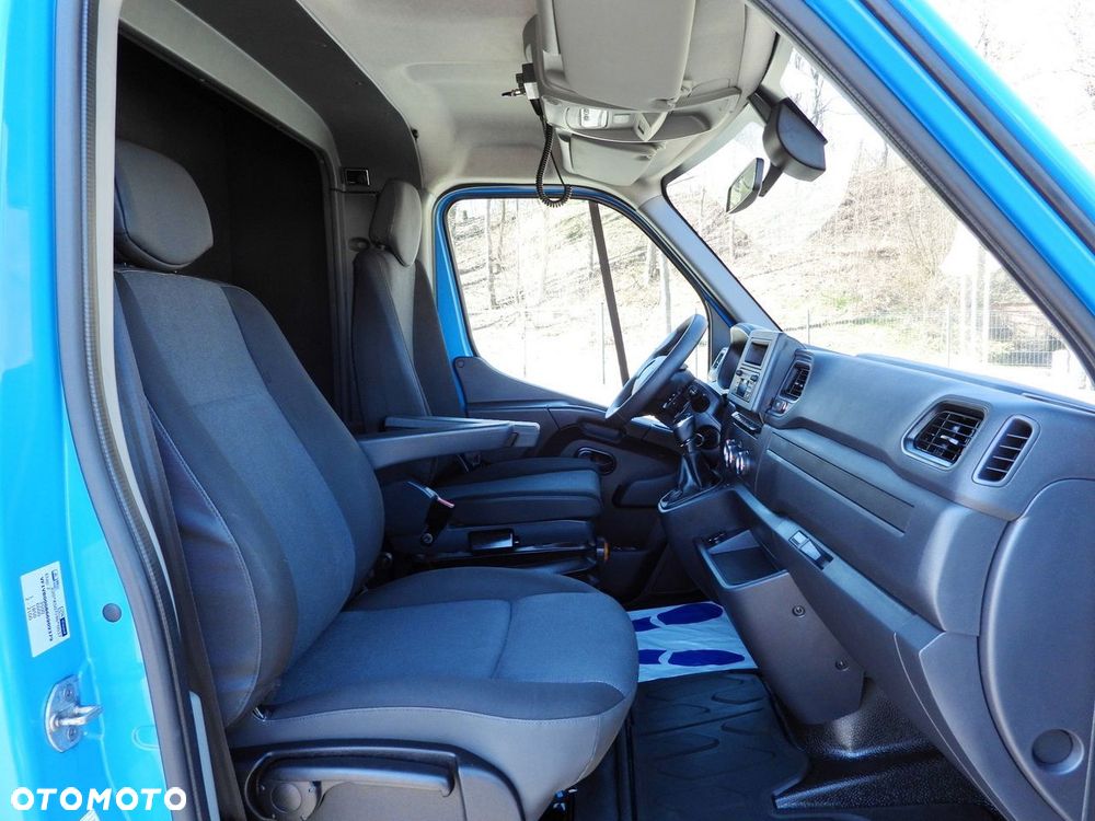 Renault MASTER PLANDEKA WINDA 8 PALET WEBASTO TEMPOMAT LEDY PNEUMATYKA KLIMATYZACJA  165KM - 37