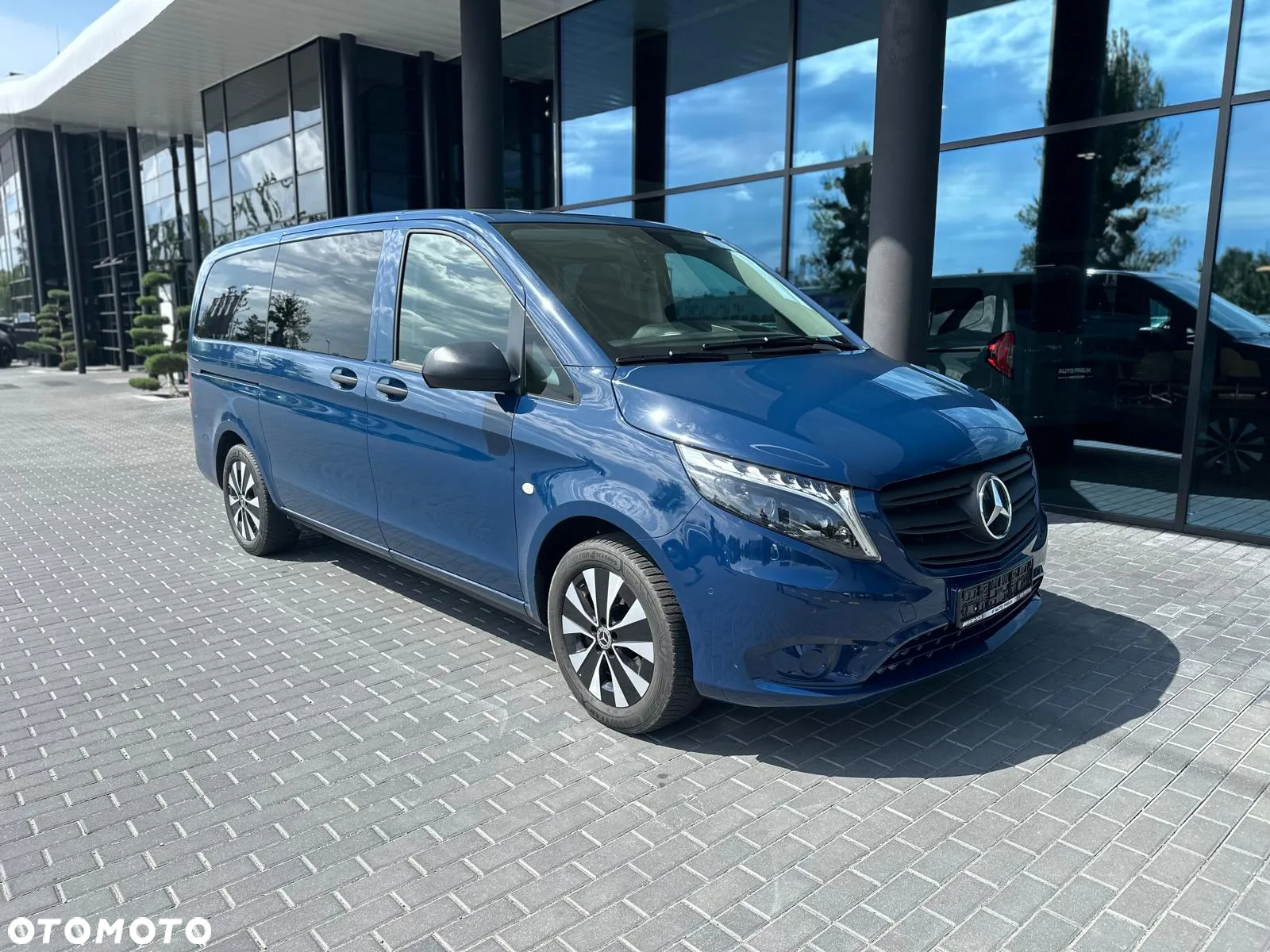 Mercedes-Benz Vito Tourer 114 CDI L2 Pro 9G-Tronic 447.703 - 4