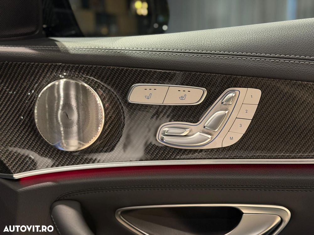 Mercedes-Benz E - 37