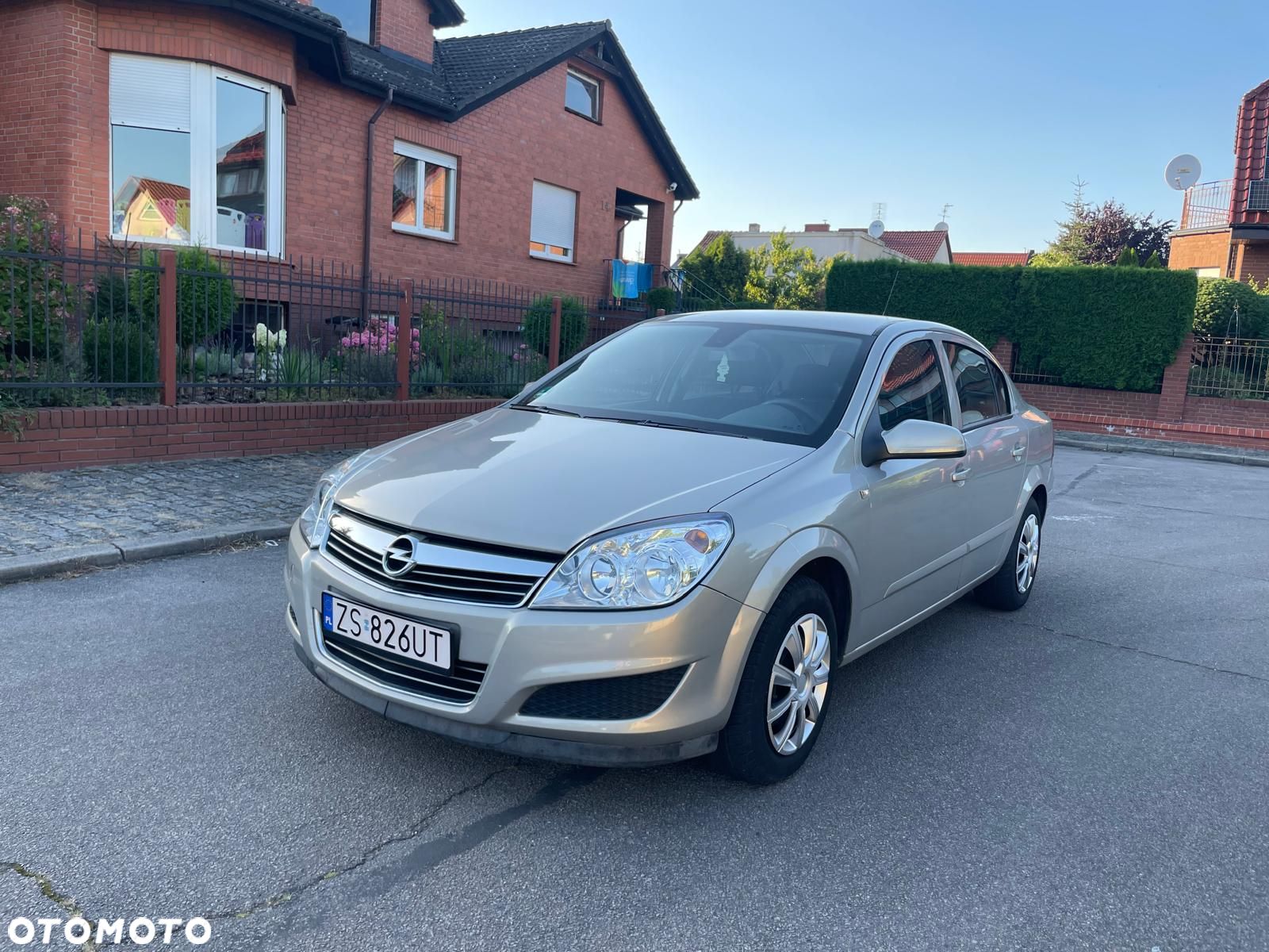 Opel Astra III 1.6 Enjoy EU5 - 1