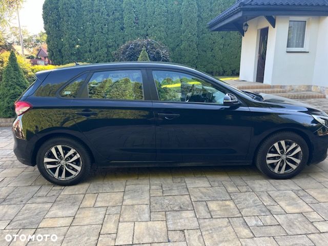 Hyundai i30 1.4 Classic + - 22