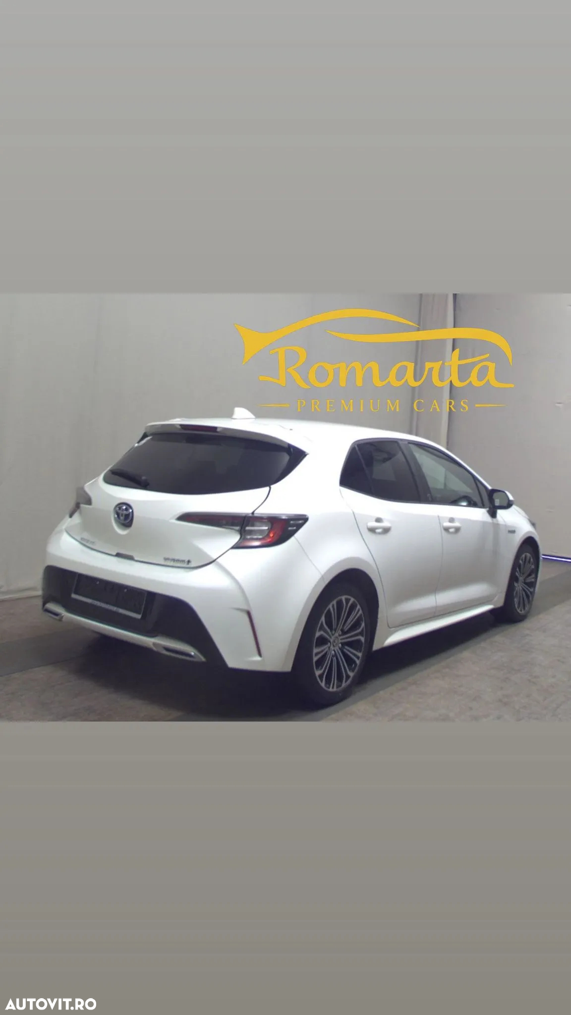Toyota Corolla 2.0 Hybrid Team Deutschland - 13
