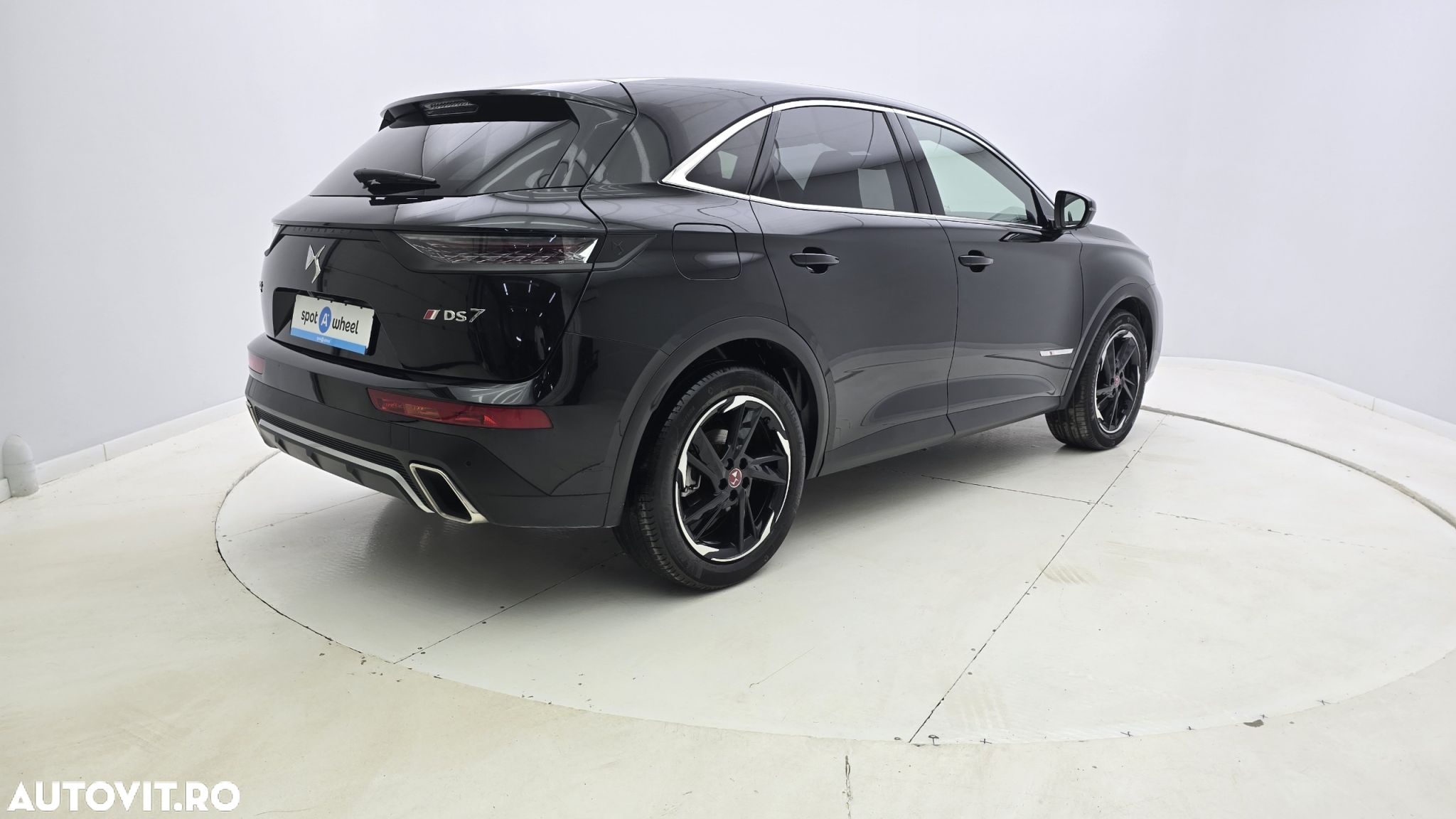 DS Automobiles DS 7 Crossback - 6