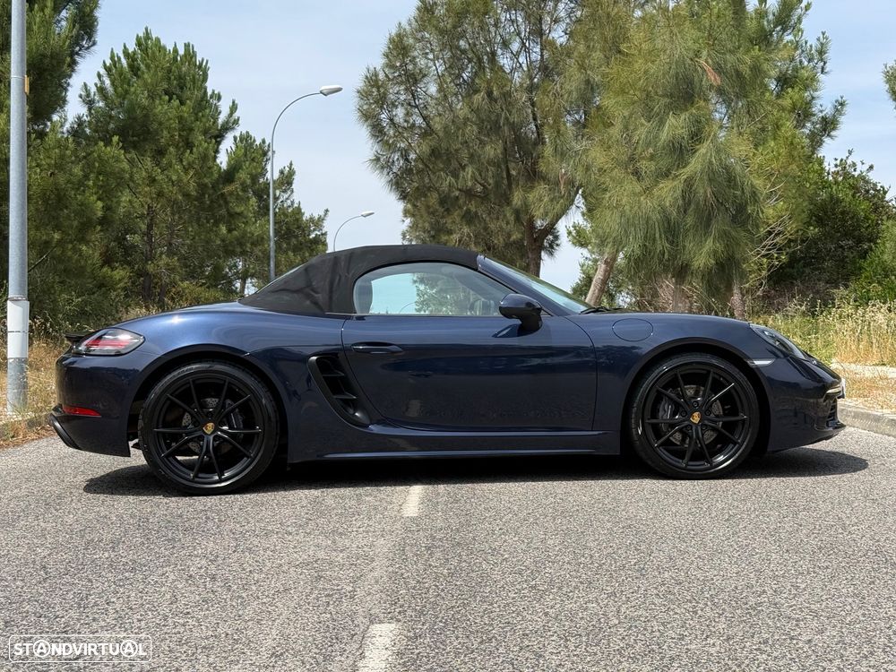 Porsche 718 - 15
