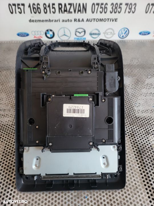 Consola Centrala Modul Comenzi Panou Clima Radio CD Navi Volvo V70 XC70 S80 II An 2007-2012 - 5