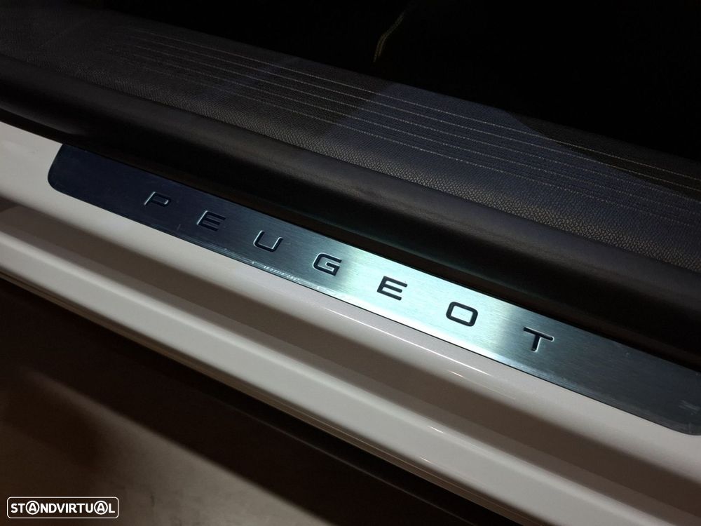 Peugeot E-408 58 kWh GT - 25