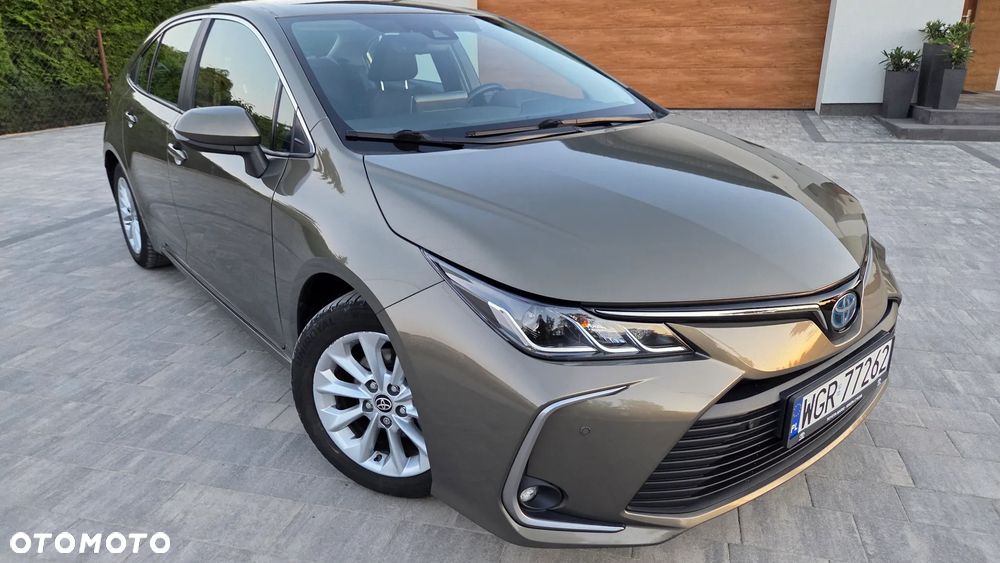 Toyota Corolla 1.8 Hybrid Comfort - 12