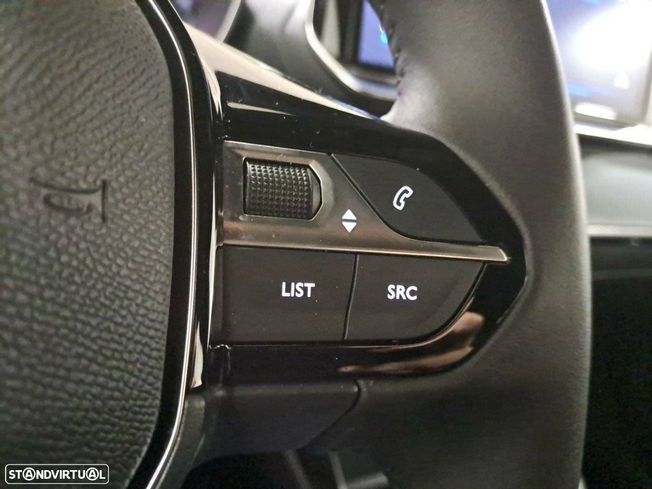 Peugeot 2008 1.2 PureTech Active - 17