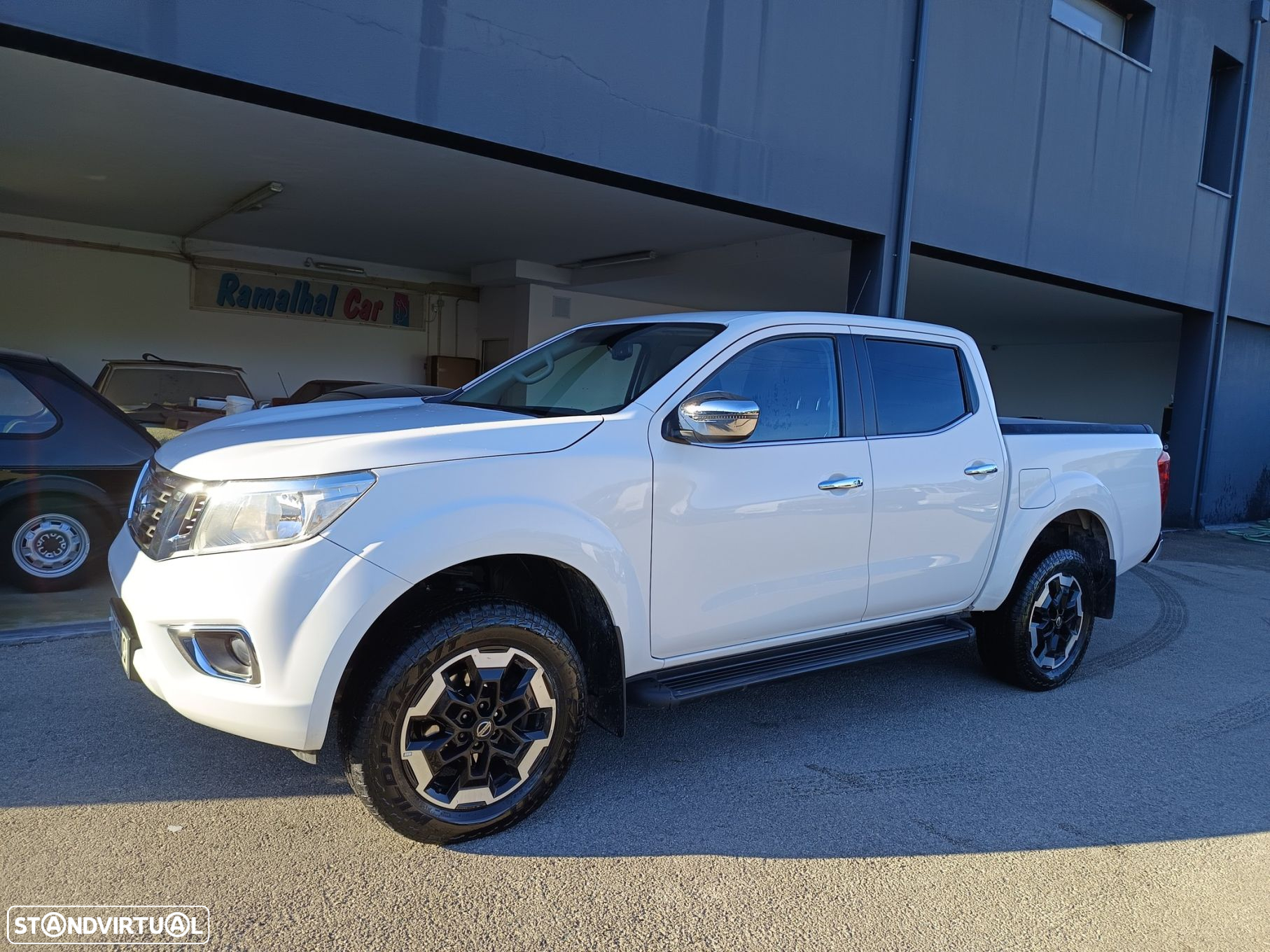 Nissan Navara 2.3 dCi CD 4WD N-Connecta Nav - 3