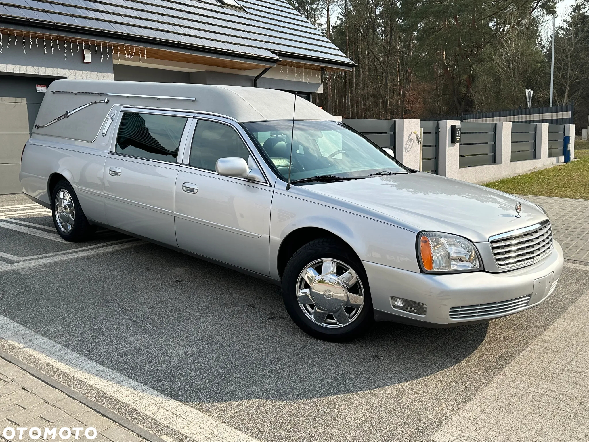 Cadillac Deville - 2