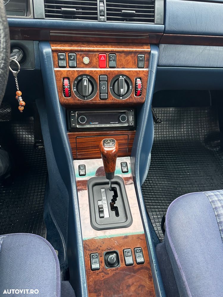 Mercedes-Benz W124 - 13