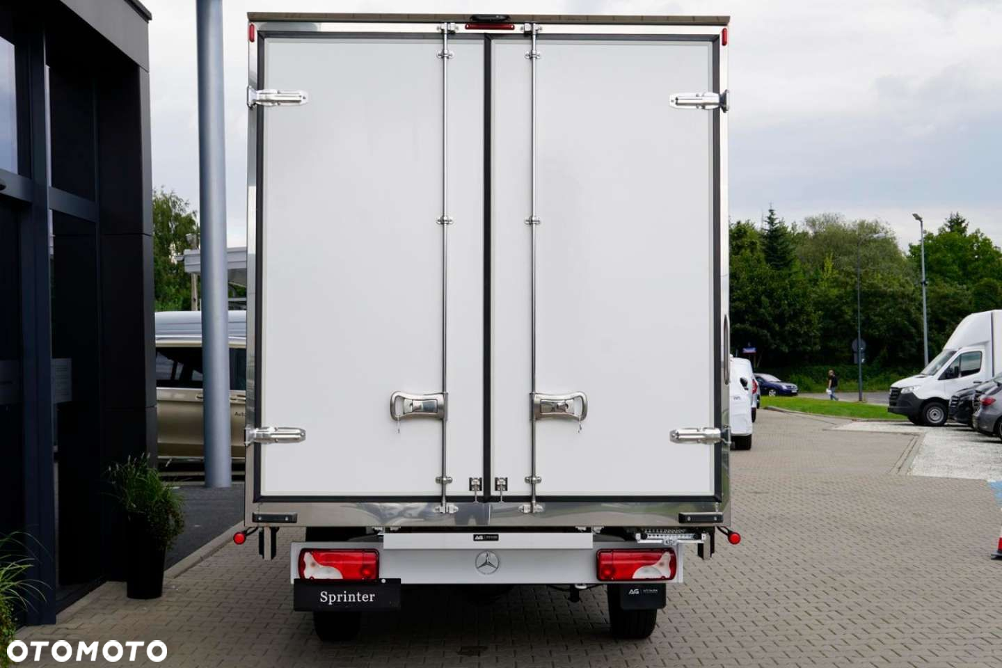 Mercedes-Benz Sprinter - 6