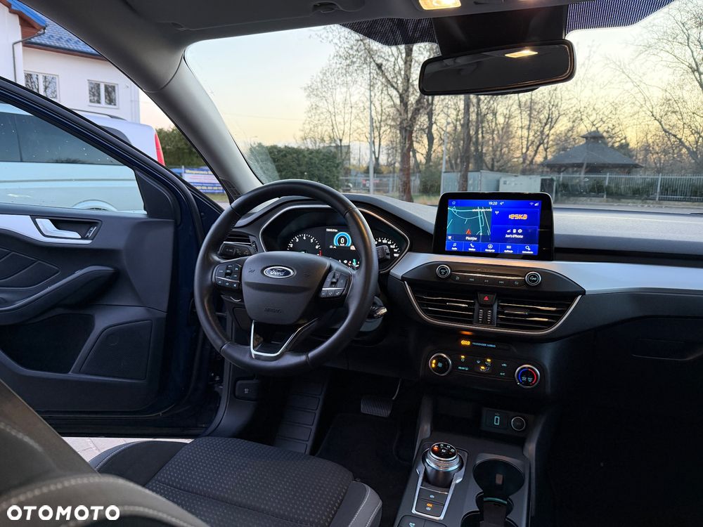 Ford Focus 1.0 EcoBoost Titanium - 8