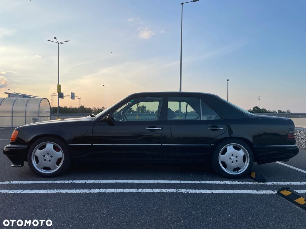 Mercedes-Benz W124 (1984-1993) - 10