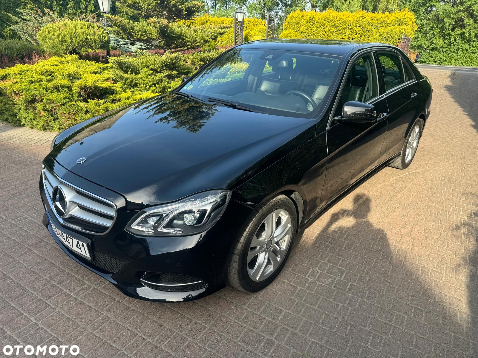 Mercedes-Benz Klasa E 200 CDI DPF BlueEFFICIENCY 7G-TRONIC Avantgarde - 2