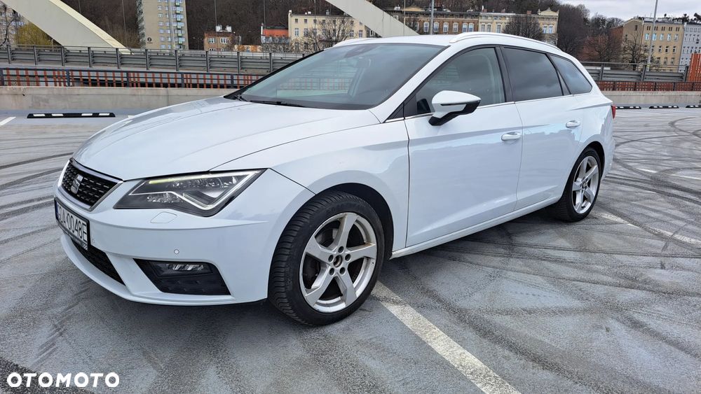 Seat Leon 1.5 TSI ACT OPF Xcellence Plus - 4