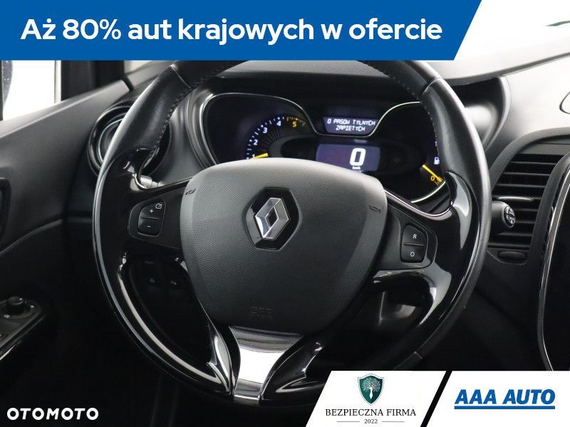 Renault Captur - 22