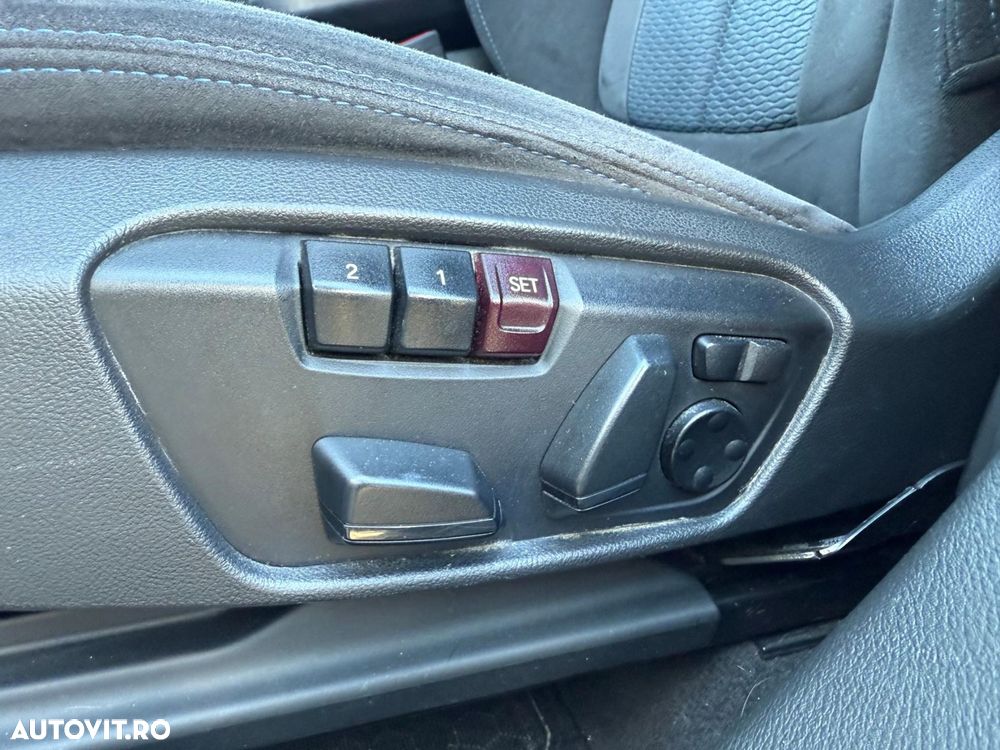 BMW X1 sDrive18d AT - 20