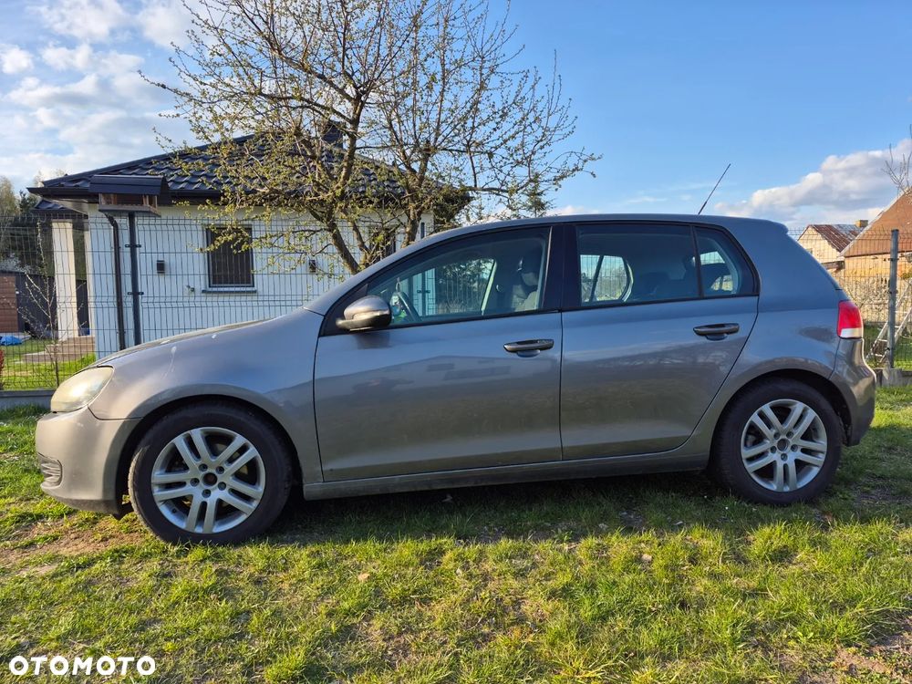 Volkswagen Golf 1.6 TDI DPF BlueMotion Technology Style - 1