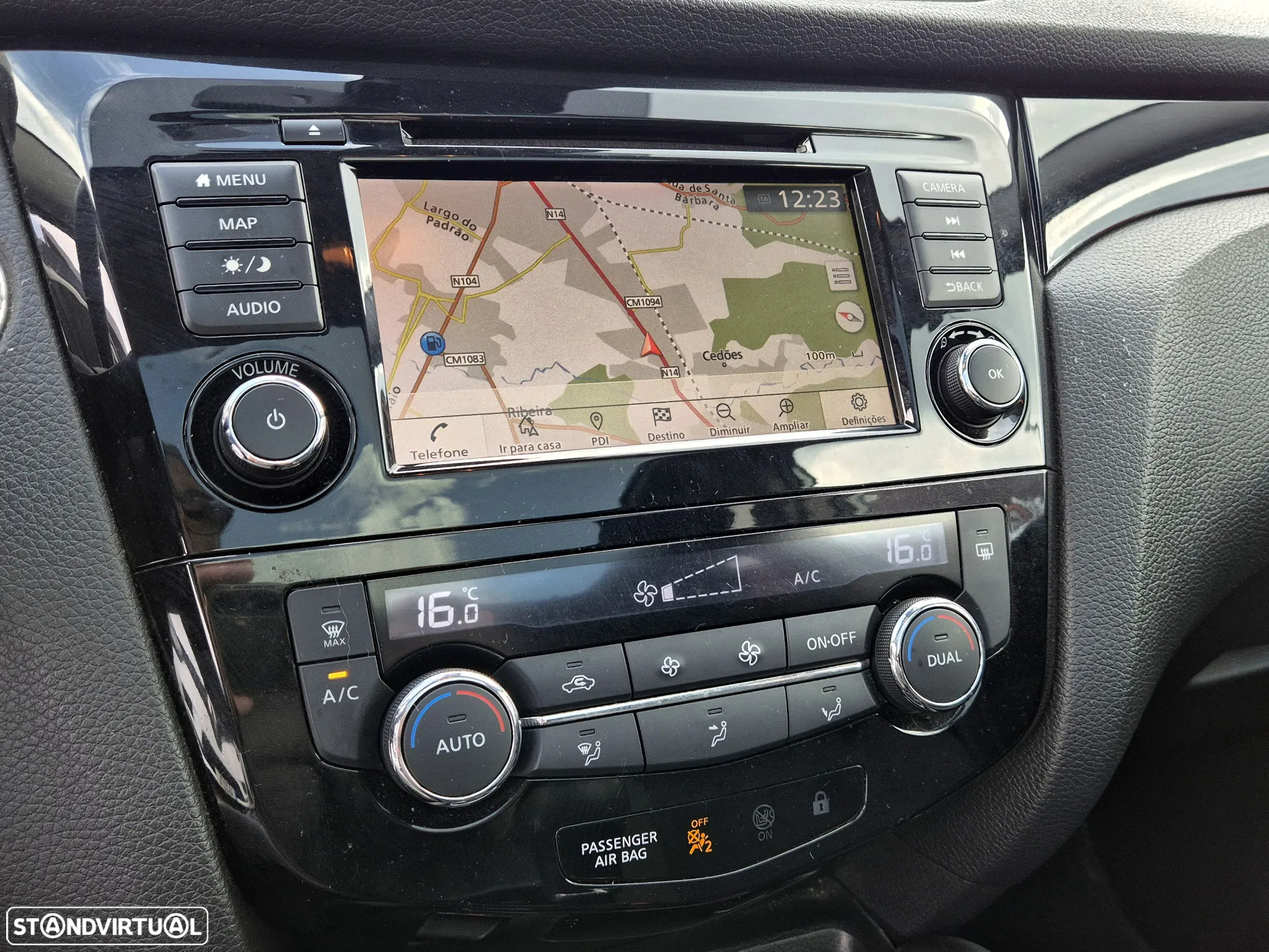 Nissan Qashqai 1.5 dCi N-Connecta J18 - 12