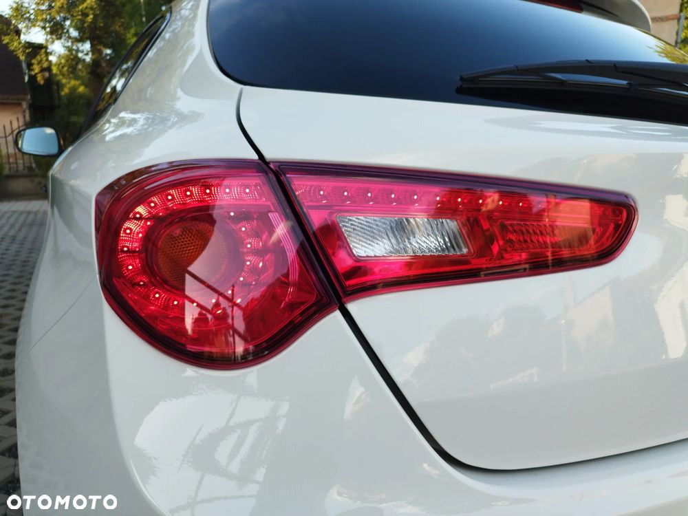 Alfa Romeo Giulietta 1750 TBi QV TCT - 21