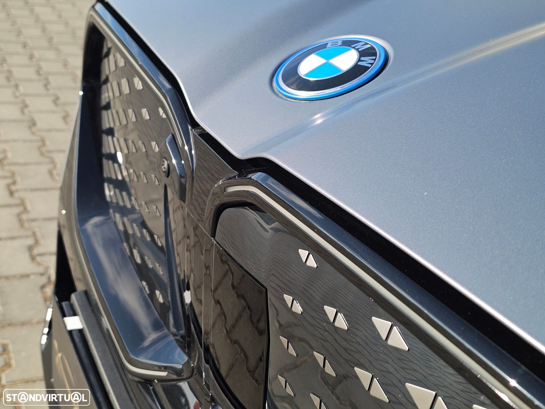 BMW iX2 eDrive20 Pack Desportivo M Pro - 12