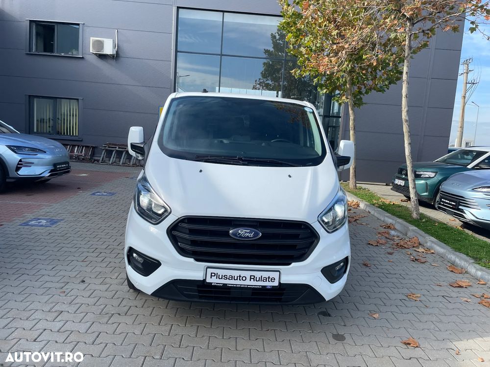Ford TRANSIT CUSTOM 6 LOCURI - 3