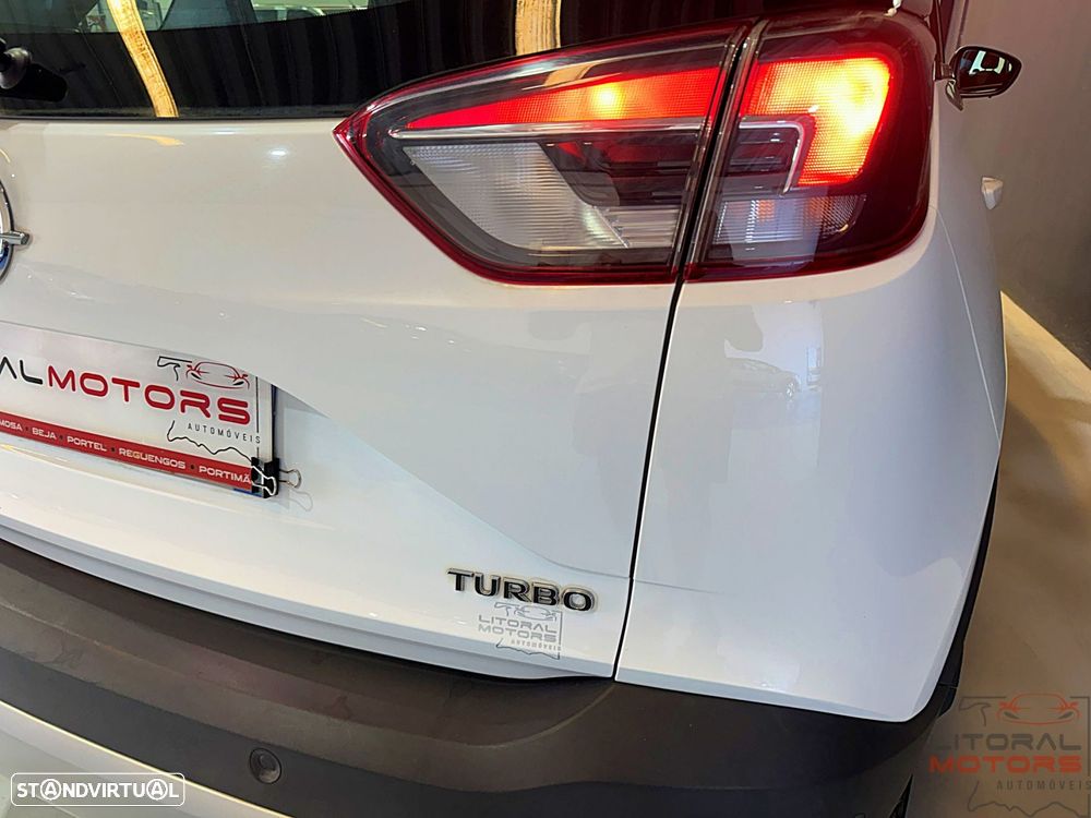 Opel Crossland X 1.2 T Innovation - 12