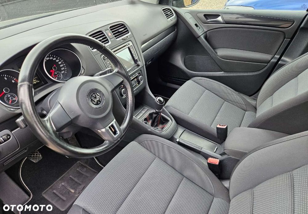 Volkswagen Golf - 7