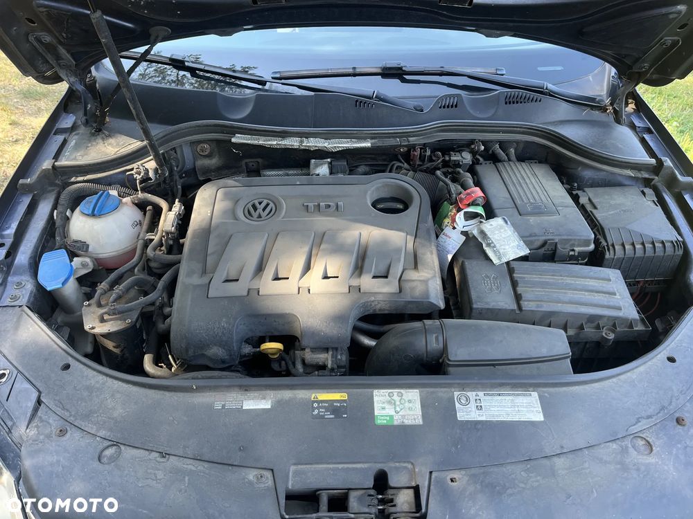 Volkswagen Passat 2.0 TDI Comfortline DSG - 7