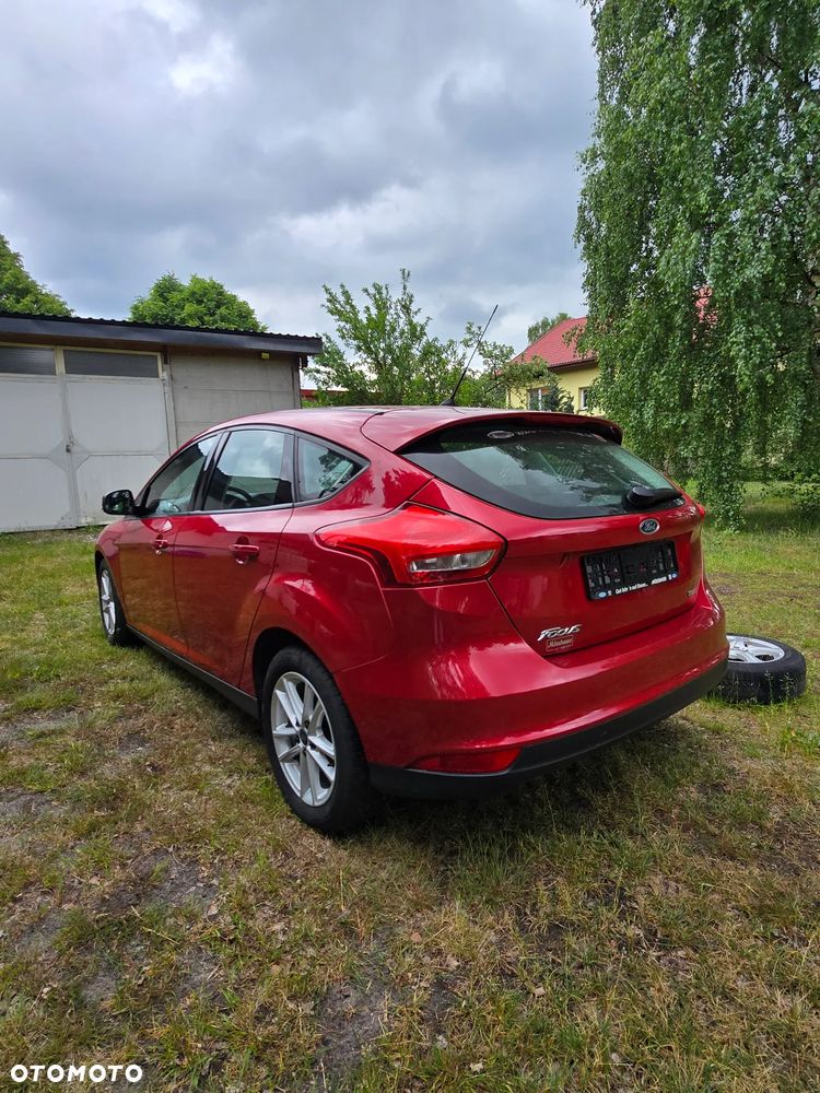 Ford Focus 1.0 EcoBoost Trend - 8