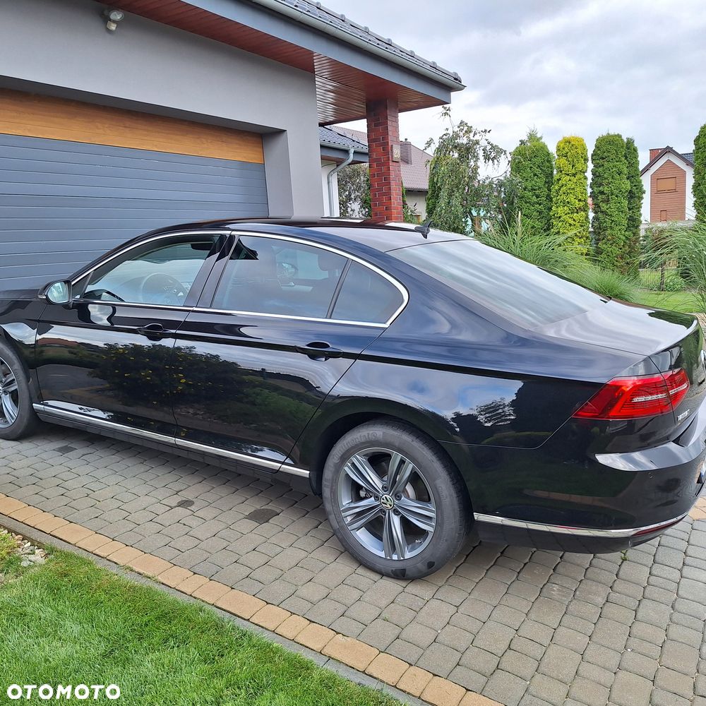 Volkswagen Passat - 6