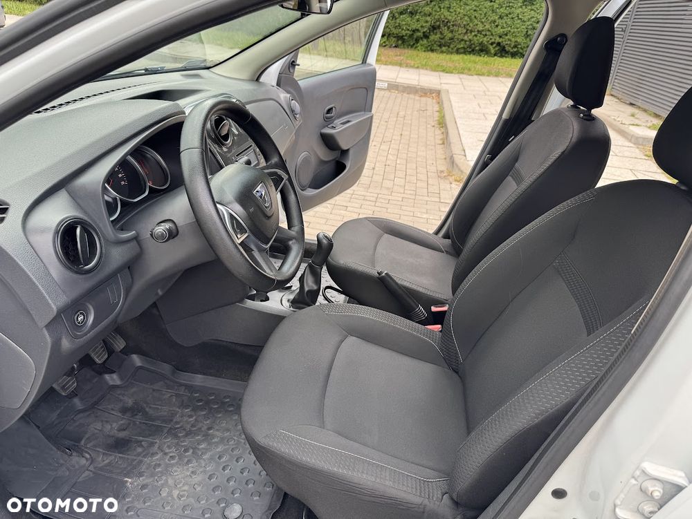 Dacia Logan 1.2 16V Laureate - 15