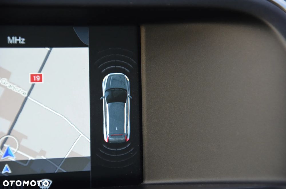 Volvo XC 60 D3 Drive-E Ocean Race - 31