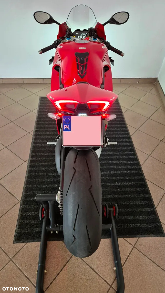 Ducati Panigale V4S - 8