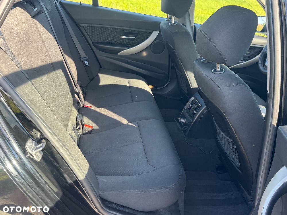 BMW Seria 3 318d Advantage - 8