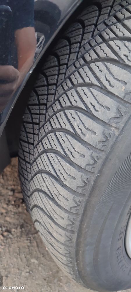 Hyundai i40 1.7 CRDi Comfort + - 36