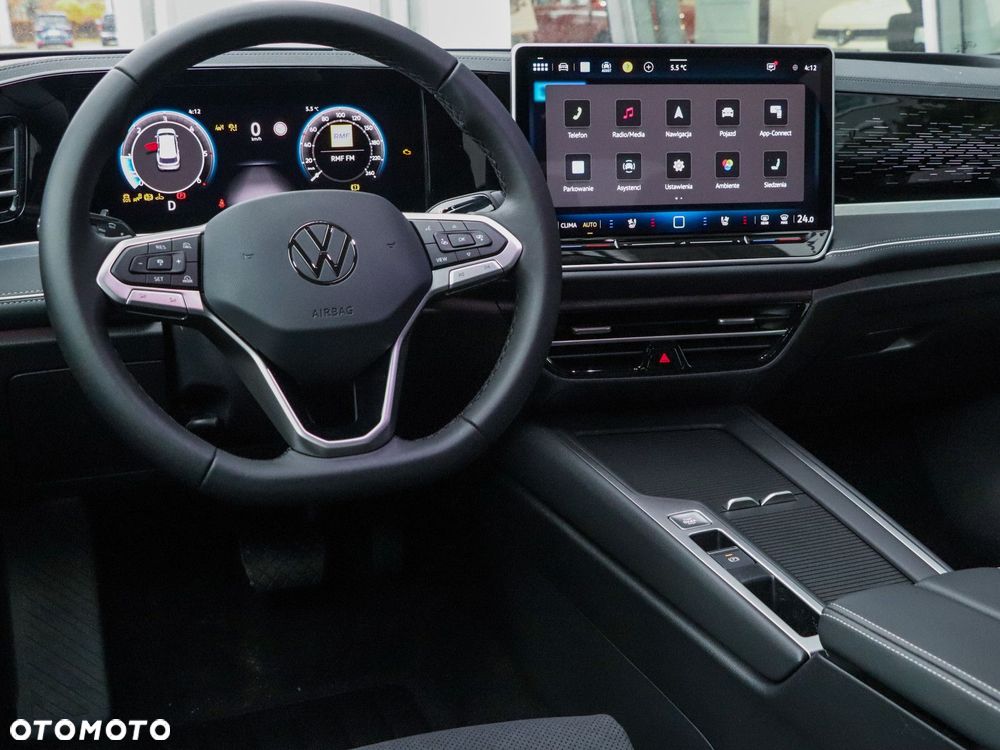 Volkswagen Passat - 16