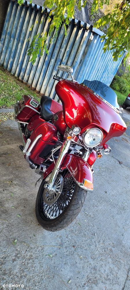 Harley-Davidson FLHTCU Ultra - 23